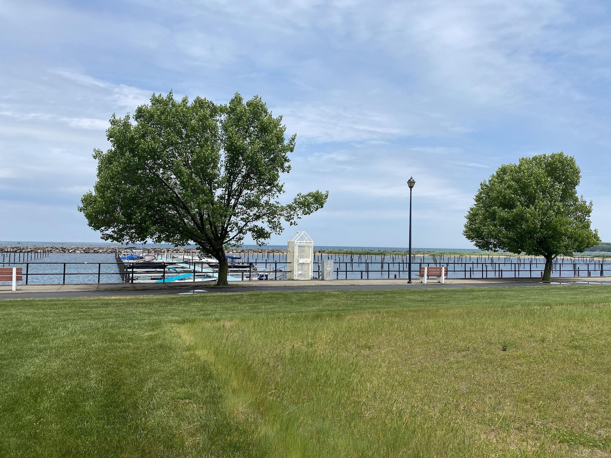 Clarion Hotel Conference Center On Lake Erie Дюнкерк Екстериор снимка