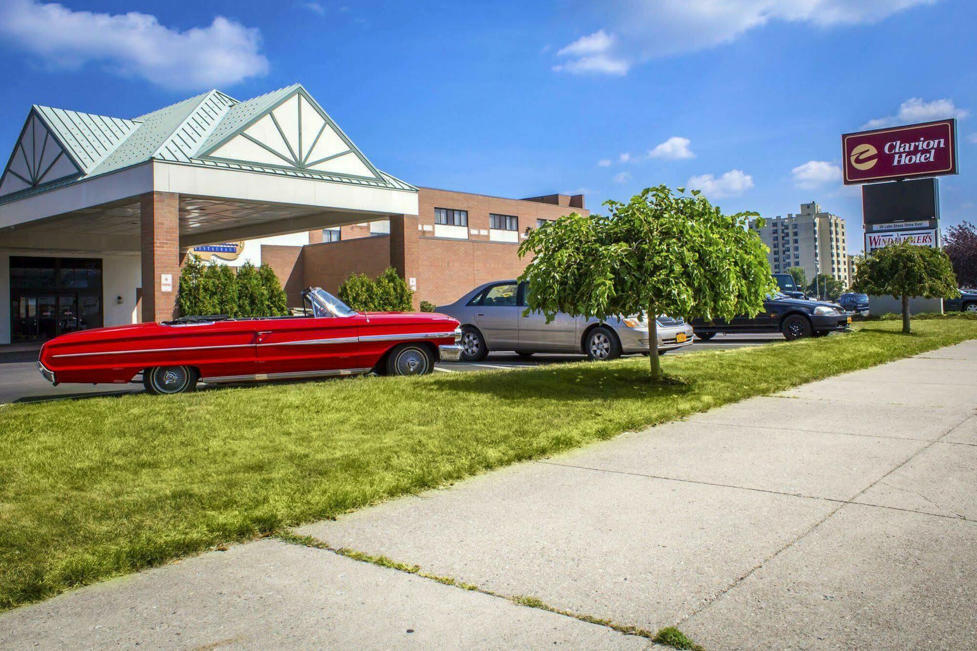Clarion Hotel Conference Center On Lake Erie Дюнкерк Екстериор снимка